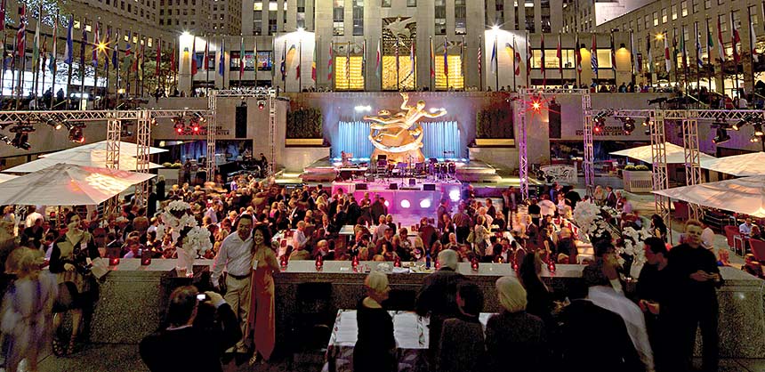 Briggs Inc., a DMC Network Company, staged this gala reception/dinner for 800 guests at the iconic Rockefeller Center in New York City. Credit: Briggs Inc., a DMC Network Company