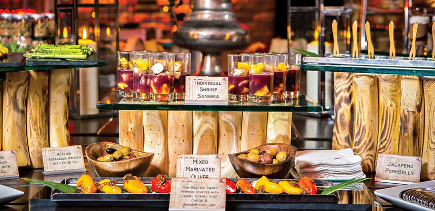 Studio 512 at Anaheim Marriott in California makes memorable food and beverage presentations creating industry buzz. Credit: Anaheim Marriott