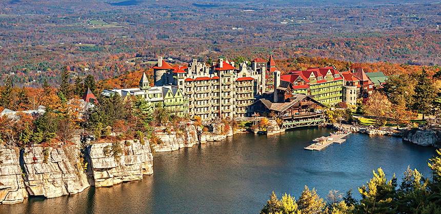 Mohonk Mountain House, 90 miles north of New York City, offers a 7,200-sf dining room.