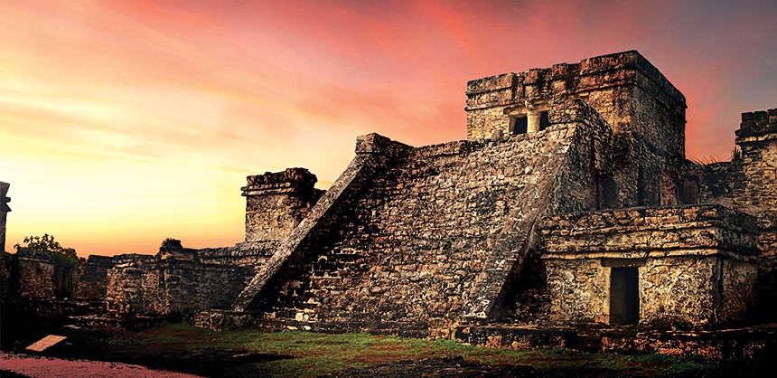 The Mayan ruins in Tulum — giant monuments of stone, in the form of temples, pyramids and palaces — are quite a draw for attendees curious about this architectural wonder. Courtesy of Visit Mexico