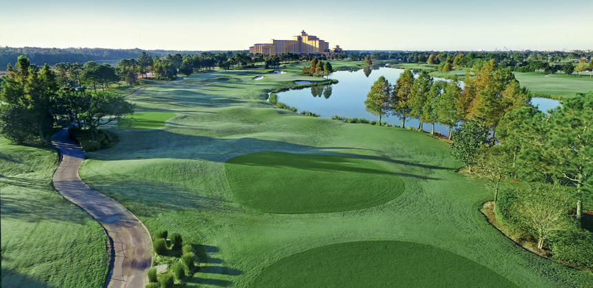 Just minutes from theme parks and the convention center, Rosen Shingle Creek has plenty of meeting space and a championship golf course in the heart of Orlando.