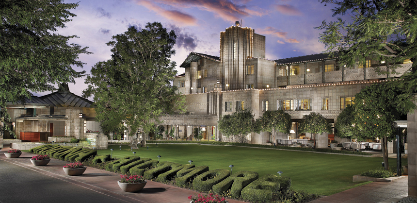 The Arizona Biltmore, in Phoenix, is a perfect venue for large meetings, as it offers 200,000 sf of event space with a variety of ballrooms and meeting spaces to choose from.